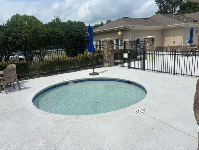 Building Photo - 43 Crooked Creek Ln