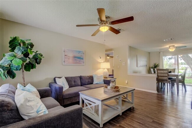 Building Photo - 12529 Mondragon Dr