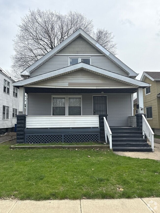 Building Photo - Single family