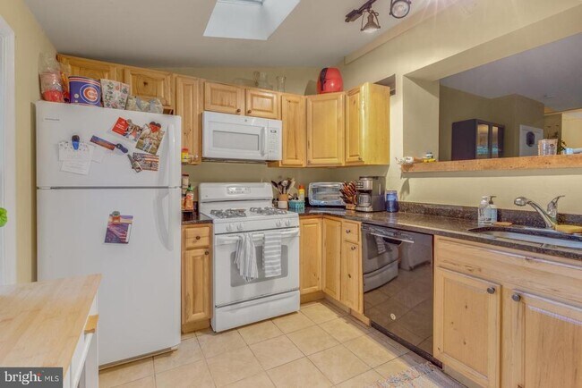 Building Photo - 1310 E Susquehanna Ave