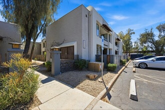 Building Photo - 4120 N 78th St