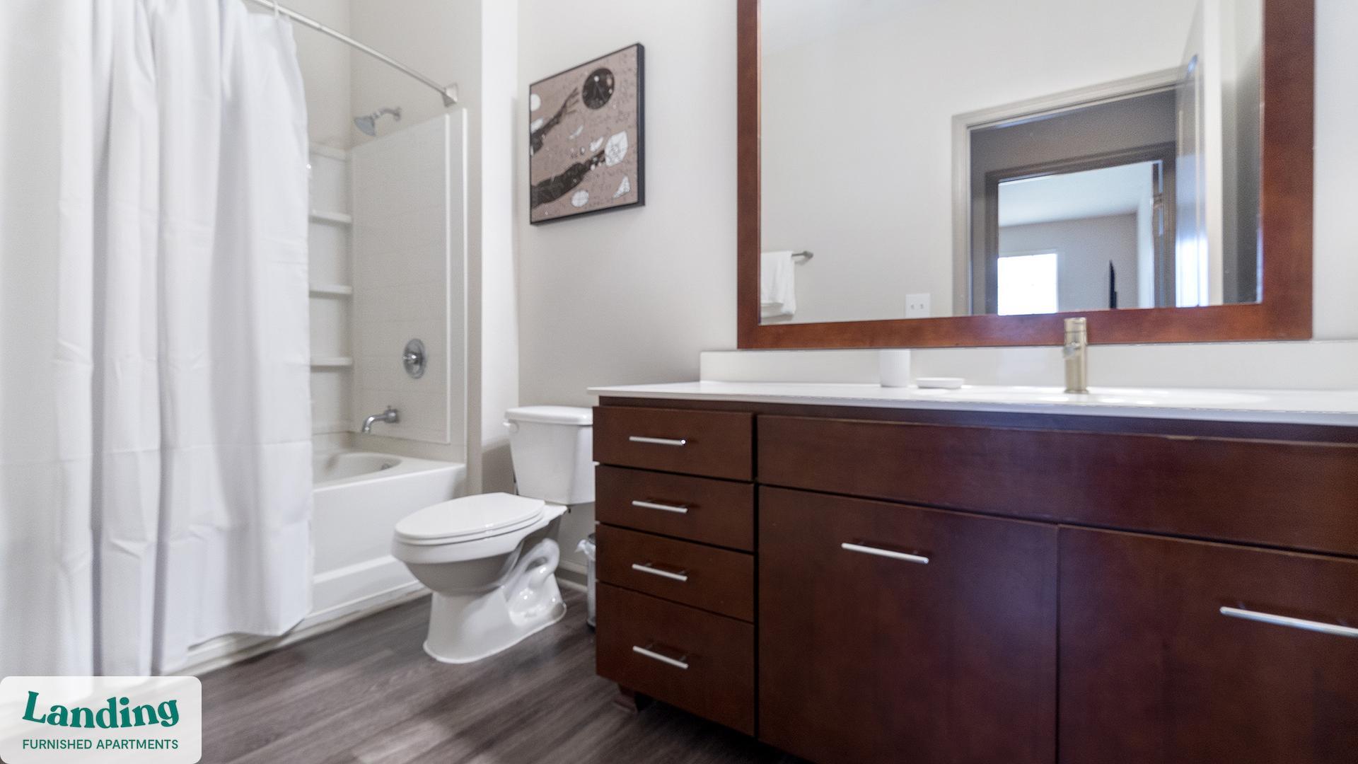 Building Photo - 900 E Six Forks Rd