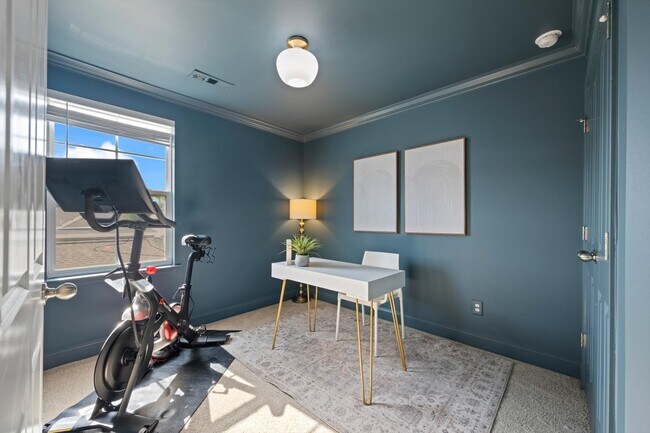 Building Photo - 3255 Tasker Dr