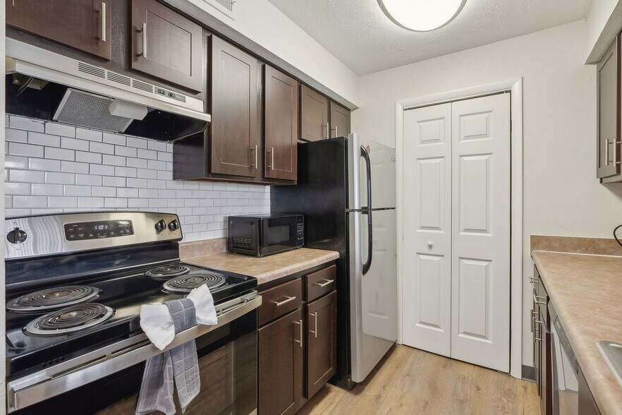 Building Photo - 8208 Caribou Trail