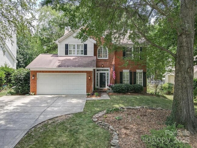 Primary Photo - 108 Kinderston Dr