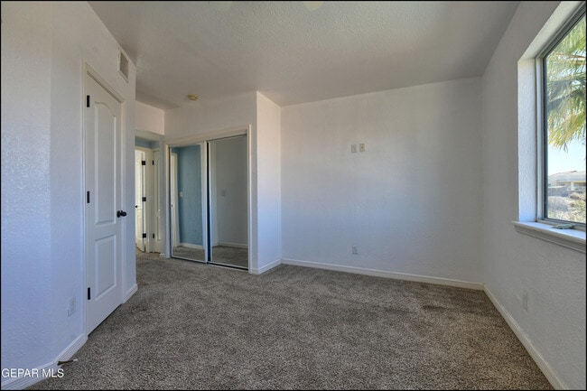 Building Photo - 6123 La Posta Dr