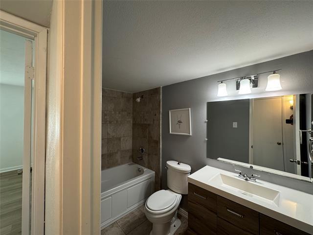 Building Photo - 4945 Wampler Dr