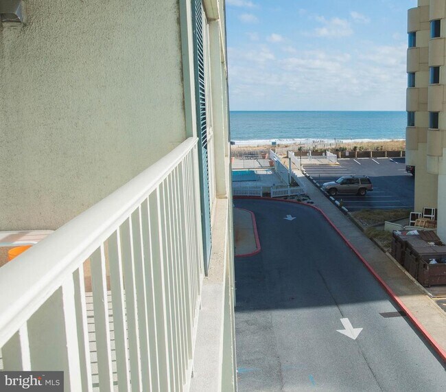 Building Photo - 10700 Coastal Hwy