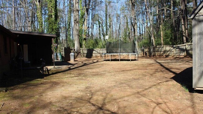 Building Photo - Comfortable Ranch home in a quiet community!