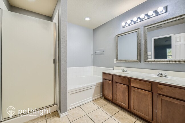 Building Photo - 9233 Monument Court