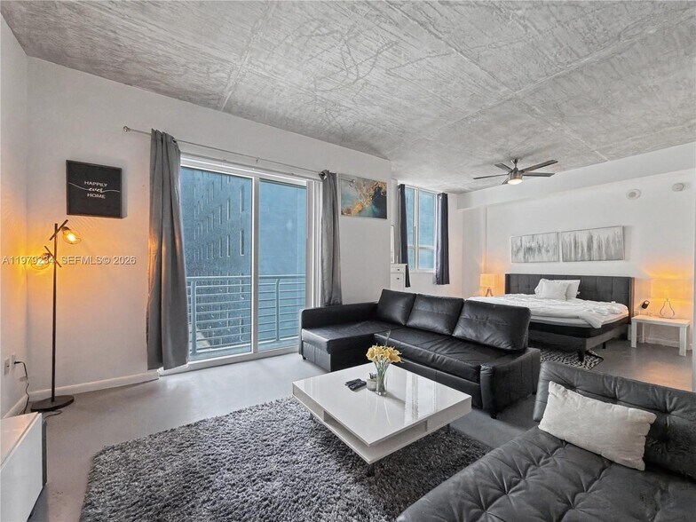 Building Photo - 234 NE 3rd St