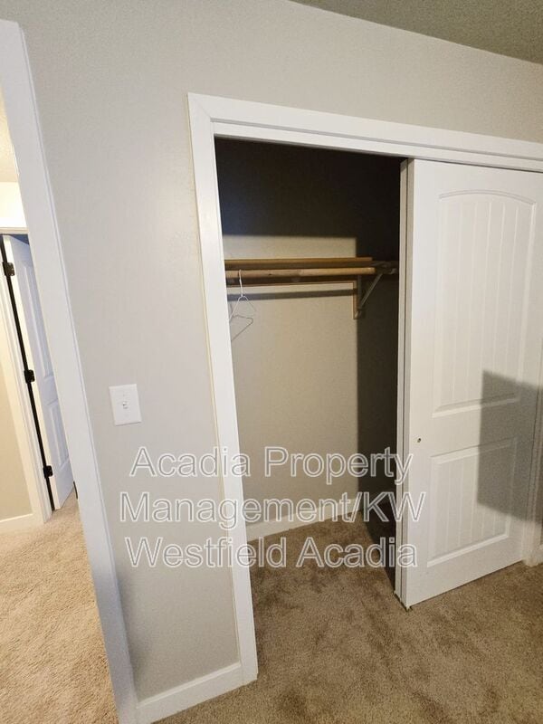 Building Photo - 15179 S Cantle Dr