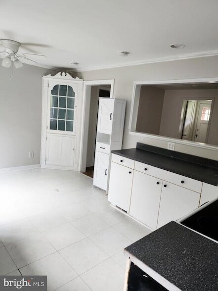 Building Photo - 172 Raystown Rd