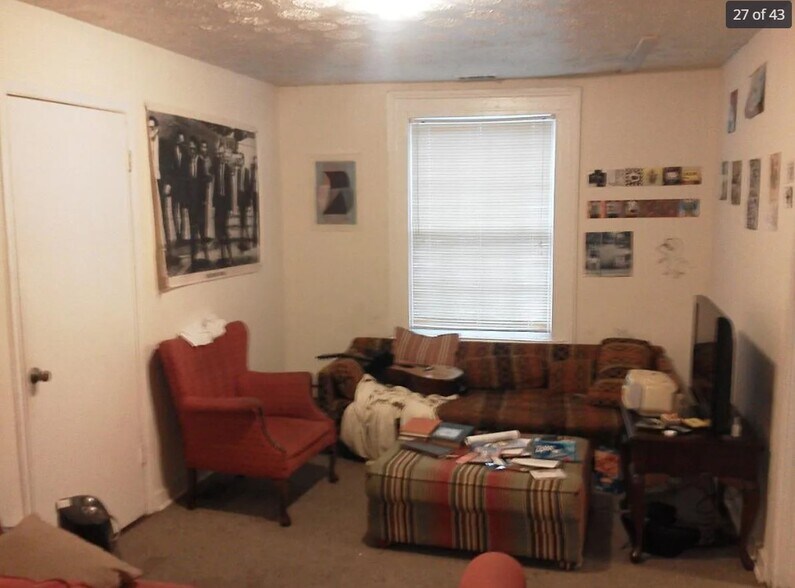 Building Photo - 341 Athens Ave