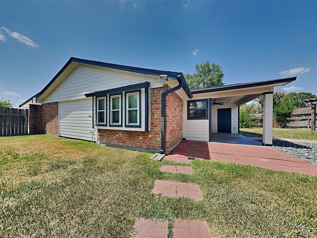 Building Photo - 22902 Summer Green Ln