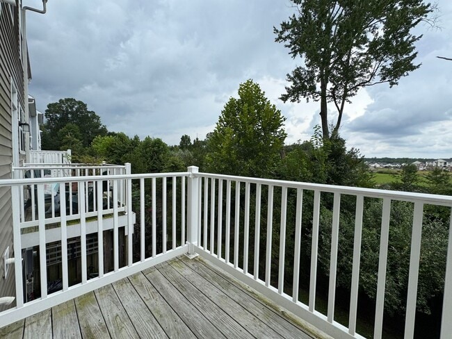 Building Photo - Stylish 3 Bed 3 Bath Townhome With Patio A...