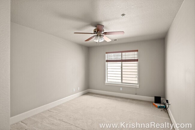 Building Photo - 11322 NW Kimble Ct