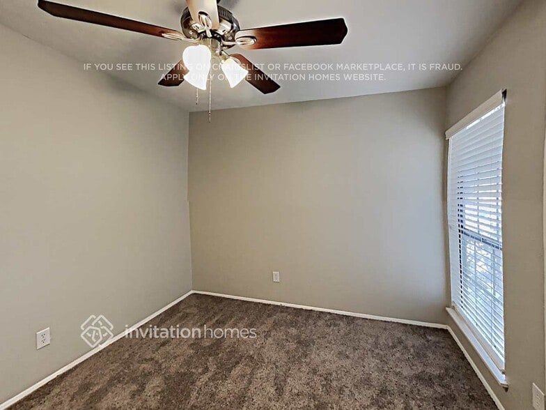 Building Photo - 4112 Silverberry Ave