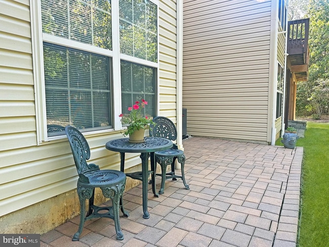 Building Photo - 204 Hudson Dr