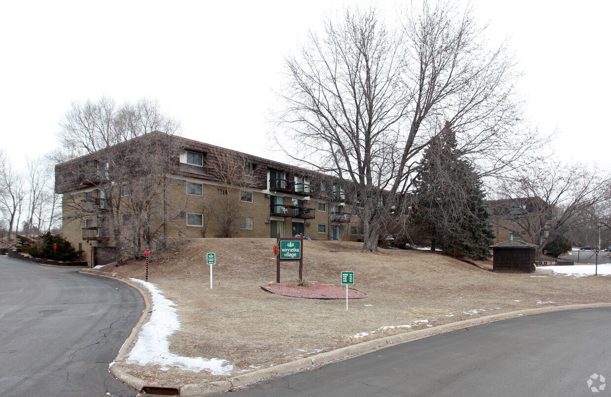 Winnetka Village Apartments New Hope