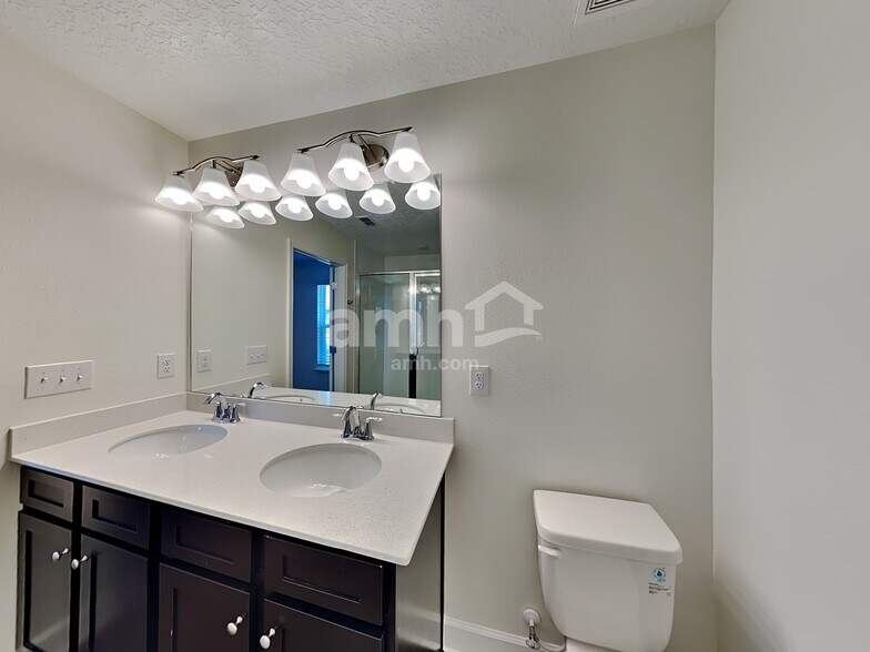 Building Photo - 2109 Saffron Walden Dr