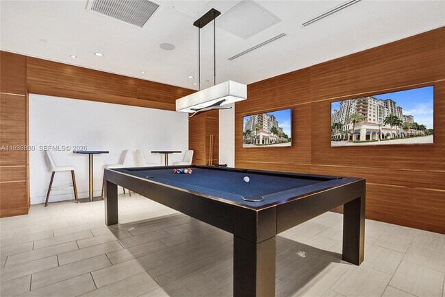 Building Photo - 101 E Camino Real