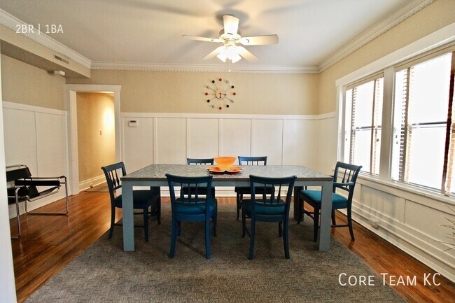 Building Photo - 3818 Walnut St