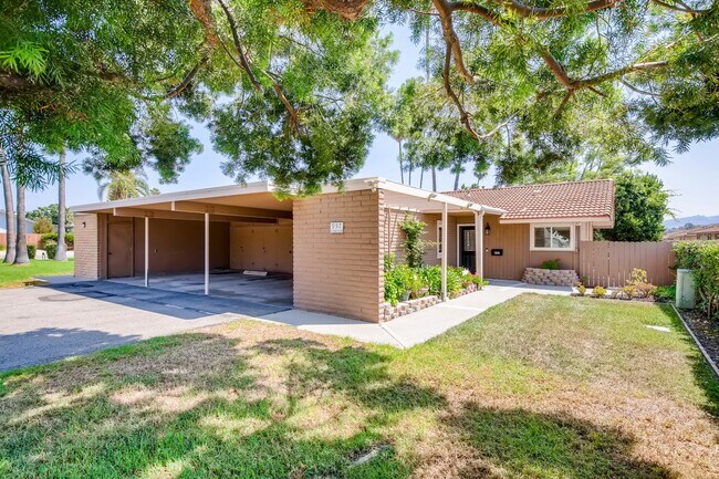 Building Photo - 957 La Bonita Dr