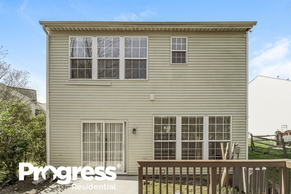 Building Photo - 10453 Roundleaf Dr