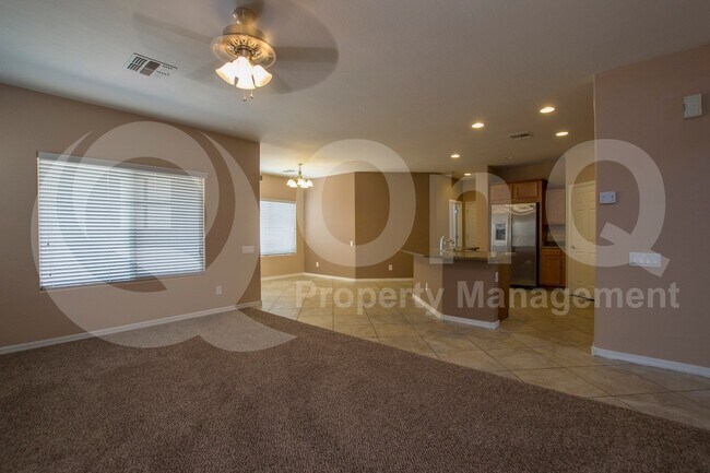 Building Photo - 4749 S Antonio