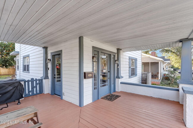 Building Photo - 5316 Colonial Ave