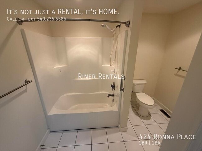 Building Photo - 424 Ronna Pl