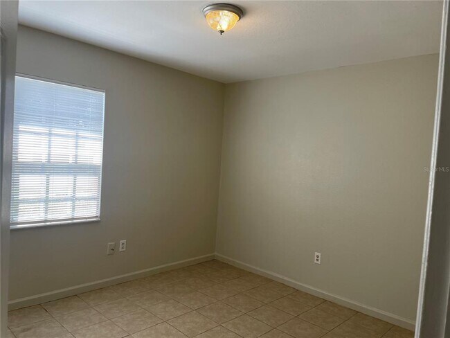 Building Photo - 3314 Montclair Cir