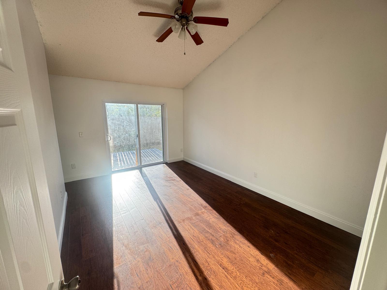 Building Photo - 10313 Crystal Point Dr