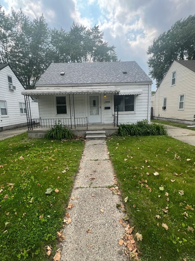 Primary Photo - 24543 Valley Ave