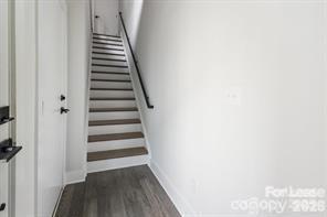 Building Photo - 1212 Minter Pl