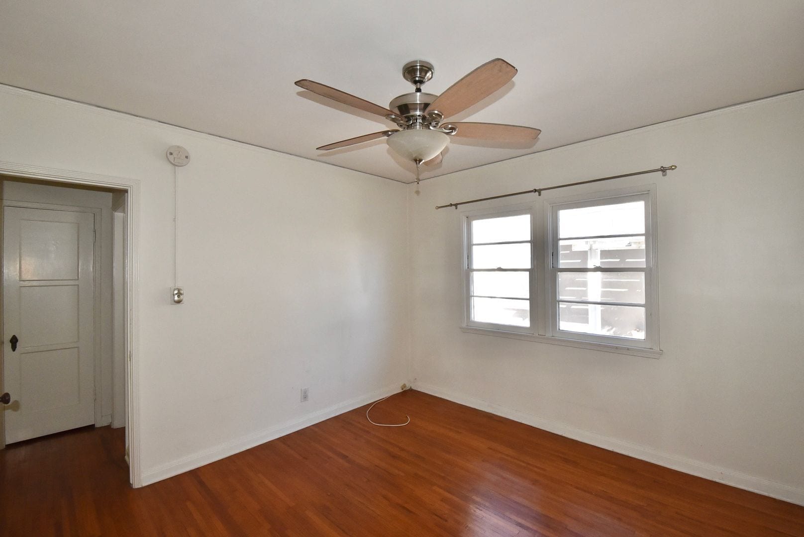 Building Photo - 4224 Los Feliz Blvd