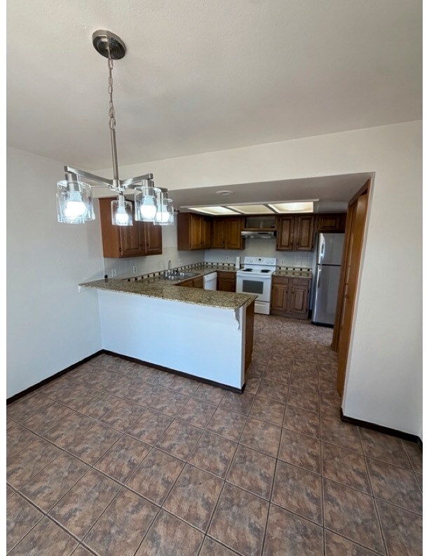 Building Photo - 12333 Cedar Springs Ln
