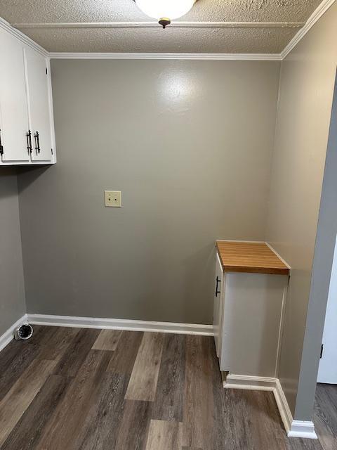 Building Photo - 635 Plaza Dr