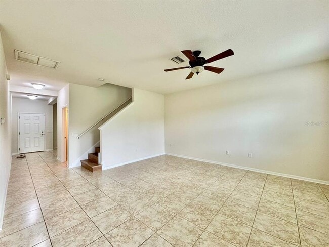 Building Photo - 9614 Oak Glade Ave