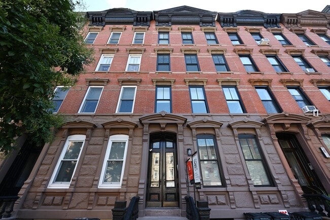 Building Photo - 1117 Washington St