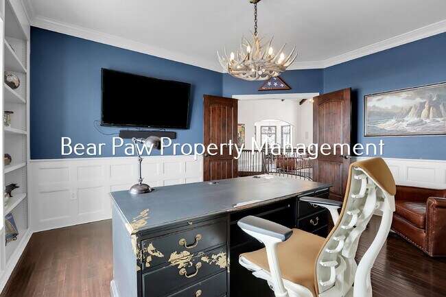 Building Photo - Stunning Home in the Ridge!!