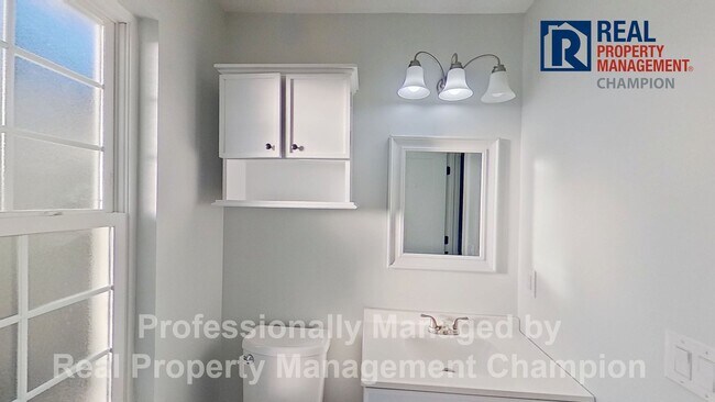 Building Photo - Beautifully Updated Home Featuring Fenced Yard and Hot Tub