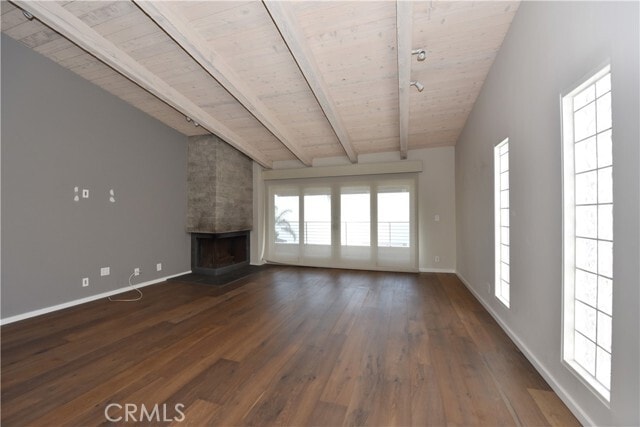 Building Photo - 1110 Katella St