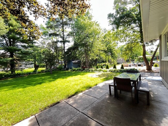 Building Photo - 341 Herman Terrace