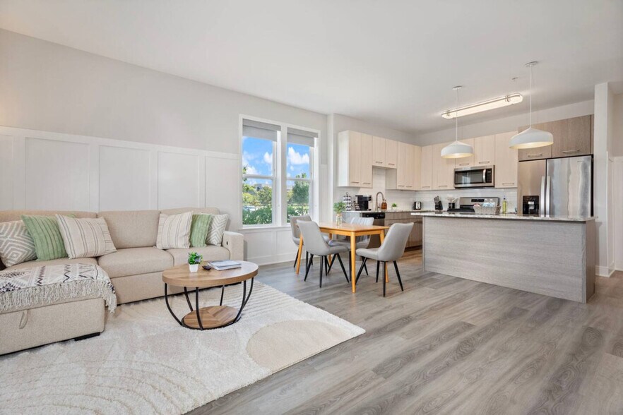 Building Photo - 28294 Ferry Rd