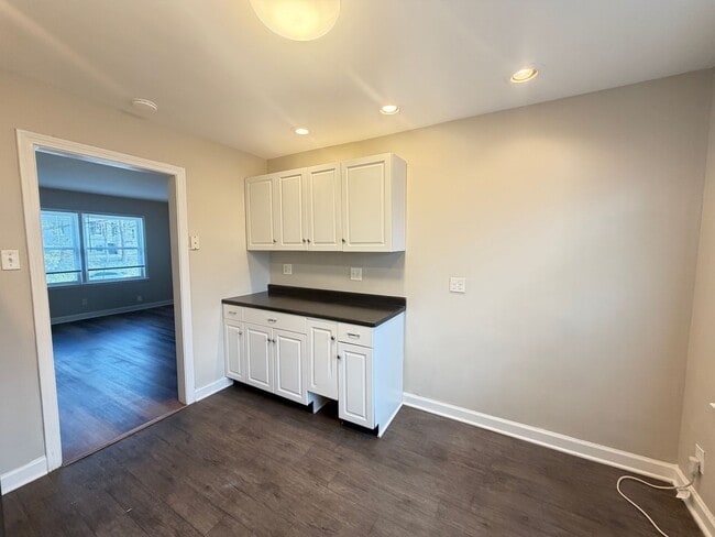 Building Photo - 2912 Moran Pl