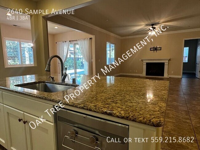 Building Photo - 2640 Sample Ave