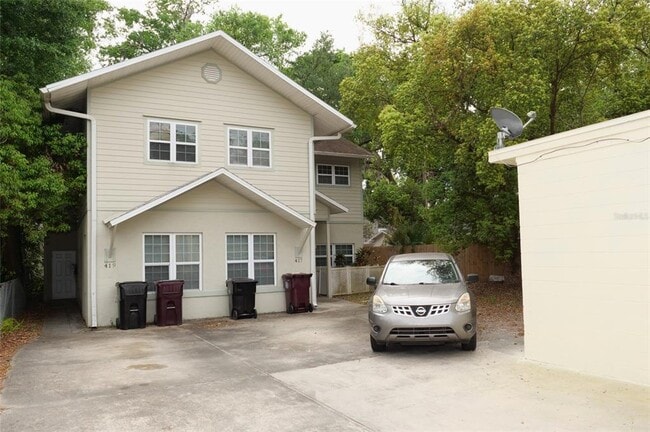 Building Photo - 419 N Fern Creek Ave