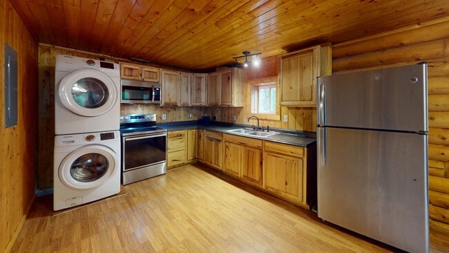 Building Photo - 1515 Sailor Ct